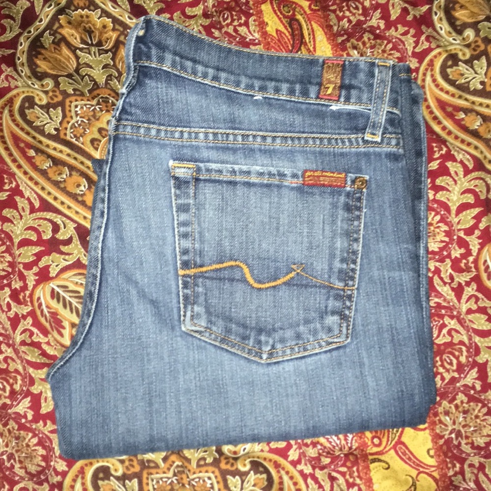 Women’s Boot Cut 7 Jeans